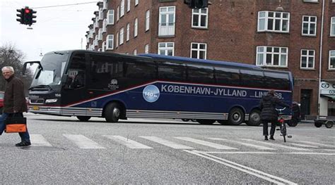 Bus terminal Valby Station .